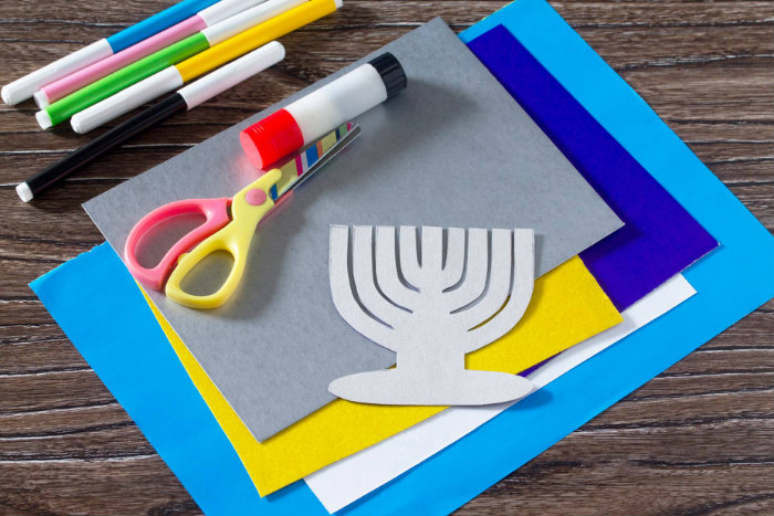 Hanukkah Activities for Toddlers and Twos | Reform Judaism